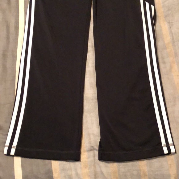 Adidas Sweatpants - Picture 6 of 7